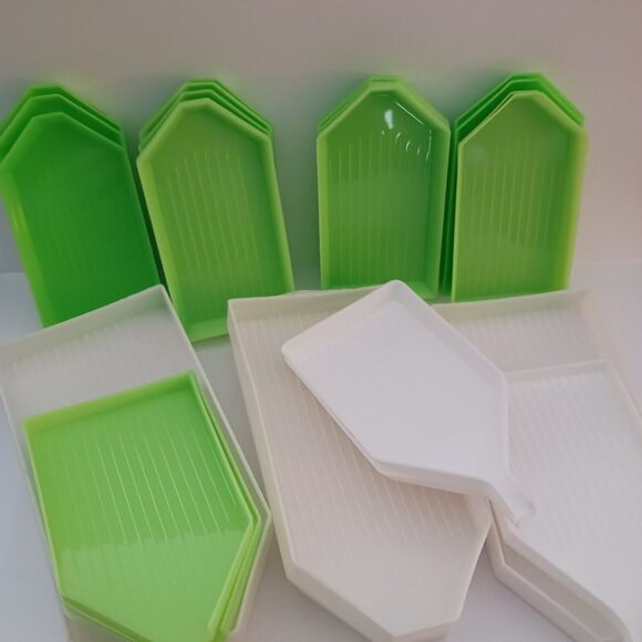 Dimond Art Accessories Lot for Crafts Drills Round Square Beads Trays Tweezers - Picture 4 of 5